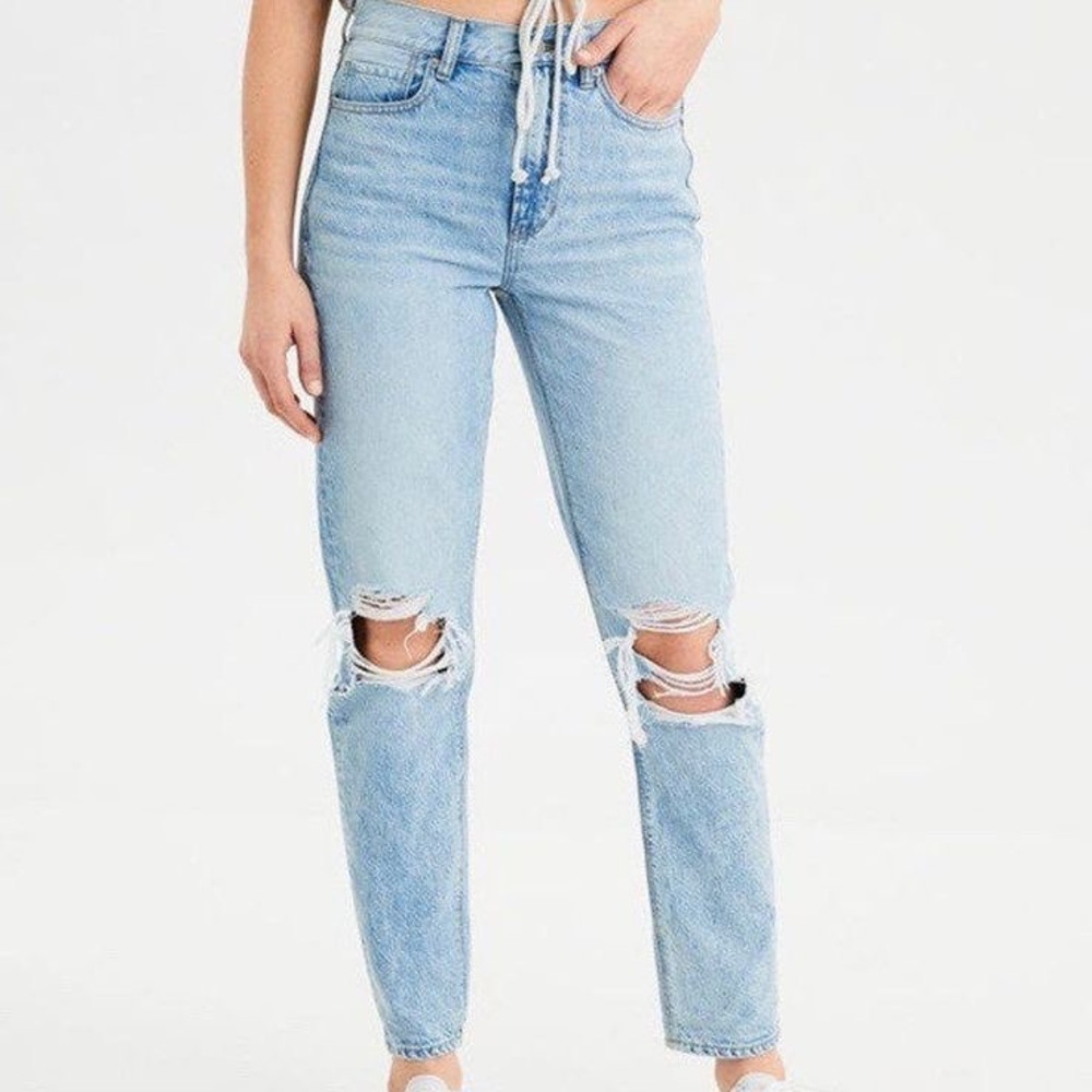 American Eagle Mom Jeans